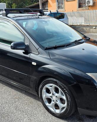 Ford Focus C-Max Focus+ 1.6 TDCi (90CV) 5p. Titani