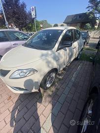 Auto in ottime condizione
