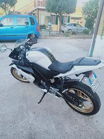 Moto Yamaha yzf r125