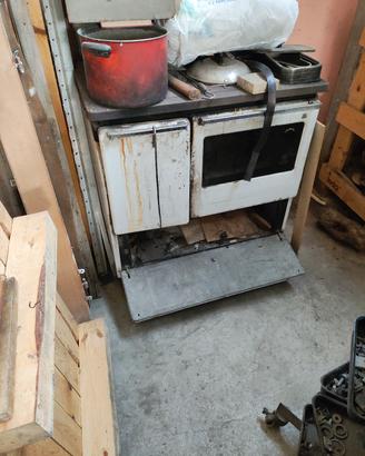 stufa economica a legna 