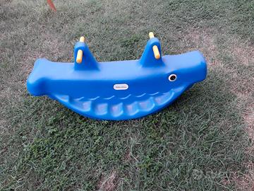 dondolo da giardino per bimbi