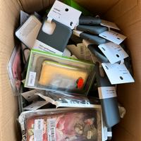 Cover cellulari di tutti i tipi e nuove.