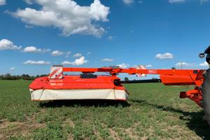 Falciacondizionatrice KUHN FG283RTG