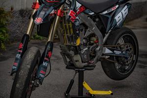 Suzuki RMZ 450 supermoto
