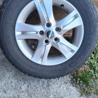 set cerchi e pneumatici 