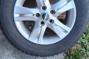 set cerchi e pneumatici 