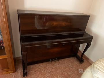 Pianoforte Petrof