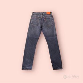 Jeans Levi's da donna modello 501