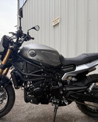 Benelli Leoncino 800 Trail