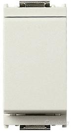 Vimar serie Idea, interruttore 1P 16A