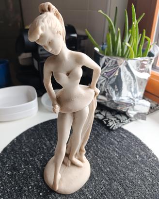 statuina 