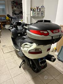 Suzuki Burgman 650 executive