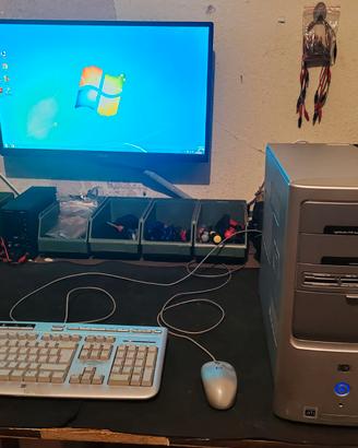 PC Desktop HP Pavilion - SSD 120GB - Ufficio/Web