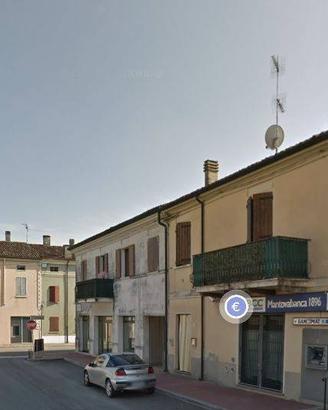 Casa indipendente di 800 m² a Marcaria