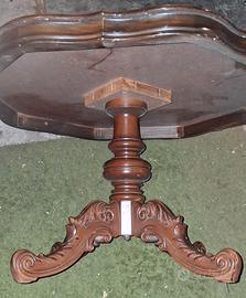 Tavolo di legno