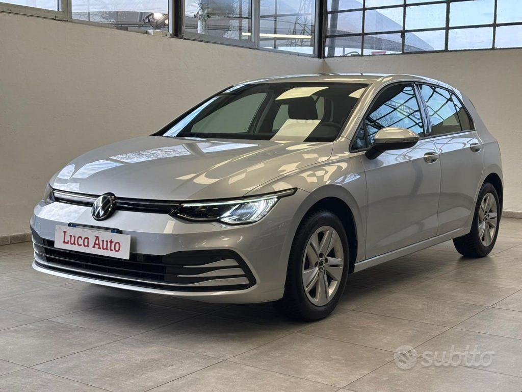 VOLKSWAGEN Golf 8ª serie