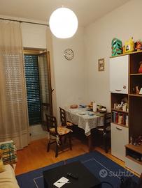 Due camere singole in appartamento condiviso