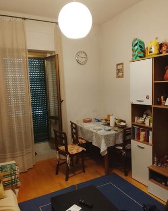Due camere singole in appartamento condiviso