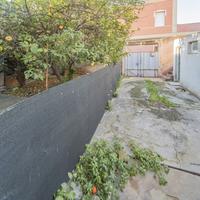 Indipendente con terrazza e giardino