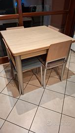 tavolo 90x90 apertura a libro e 4 sedie