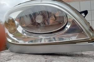 Faro anteriore destro per Citroen Saxo