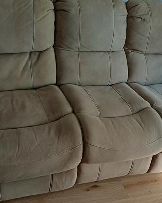 Divano 3 posti con recliner  manuali funzionanti