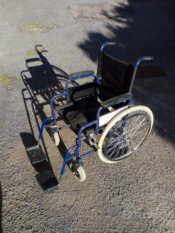 Carrozzina per disabili
 in vendita a Viterbo