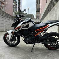 KTM Duke 125 abs
