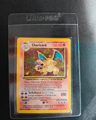Pokémon Charizard set base holo