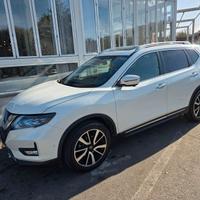 Xtrail super acc. + tetto panoramico +car tablet