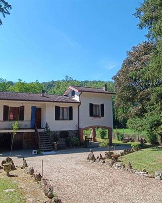 Rif.2460RV29240| villa gropparello