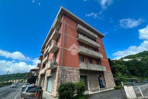 5 LOCALI A SERRA RICCÒ