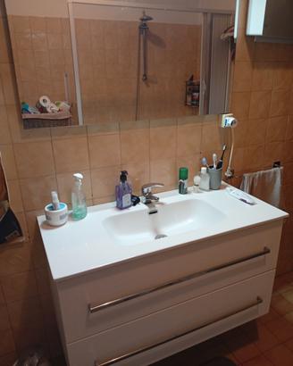 bagno sospeso