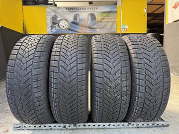 4 Gomme Goodyear 235/55R18 Invernali 90% Residui