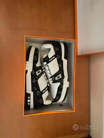 Lv Trainer nere taglia 43