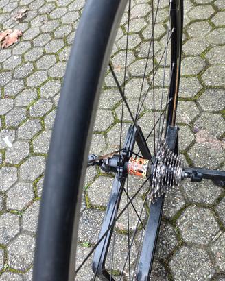 ruote in lega con mozzo cuscinetto mavic