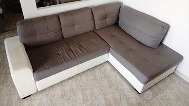 Divano letto con chaise longue tre posti
