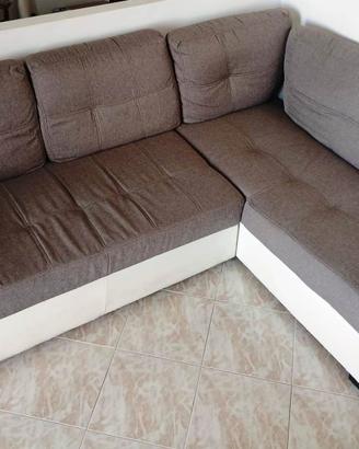 Divano letto con chaise longue tre posti