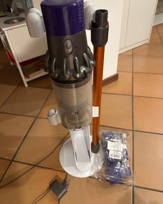 Dyson v10