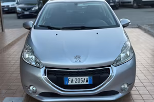 Peugeot 208 1.4 HDi 68 CV 3 porte Active