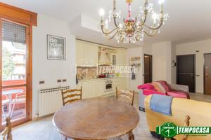 LUMINOSO TRILOCALE IN ZONA CENTRALE A MAGENTA!