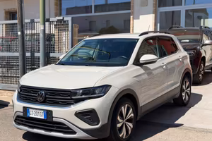 Volkswagen T-Cross 1.0 110 cv TSI Life-2024/LED/SE
