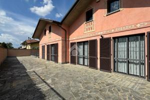 PORZIONE DI BIFAMILIARE A CAMBIAGO