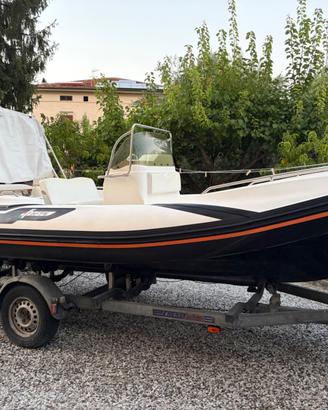 Gommone Zar 53 motore Honda 135 cv
