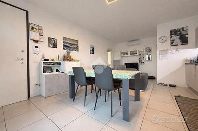 4 LOCALI A NOGAROLE ROCCA