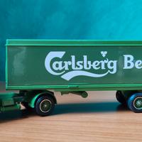 modellino truck Mercedes Carlsberg Beer