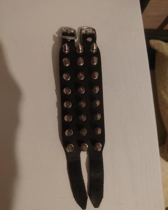 bracciale pelle borchie