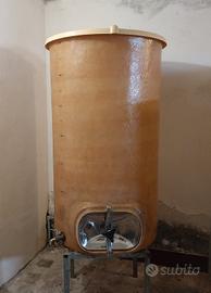 Botte vetroresina per vino 700 litri con rubinetto