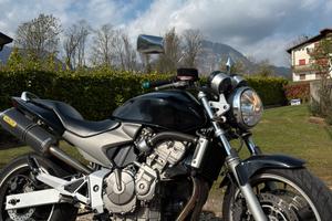 Honda hornet 600