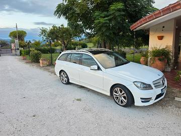 MERCEDES CLASSE C 220 MOTORE NUOVO 